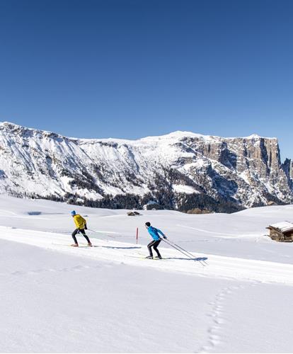Dolomites Cross-country skiing on the Seiser Alm